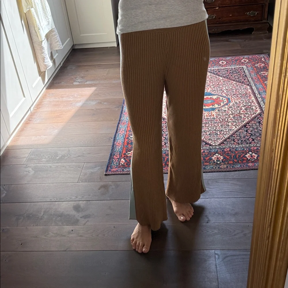 Ragdoll Camel and Blue Ribbed Knit Set - Picture 10 of 12